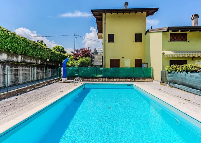 La Perla By Interhome Apartment Colico